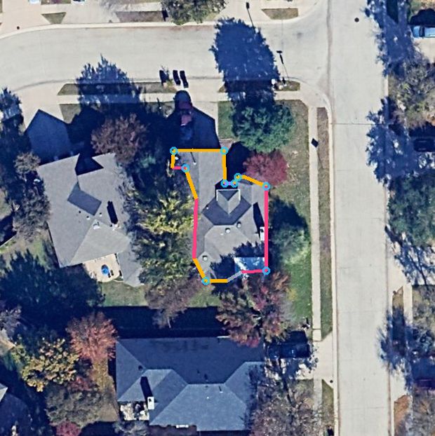 Aerial of 1701 Coventry Ln, McKinney, TX 75069 with the roofline traced